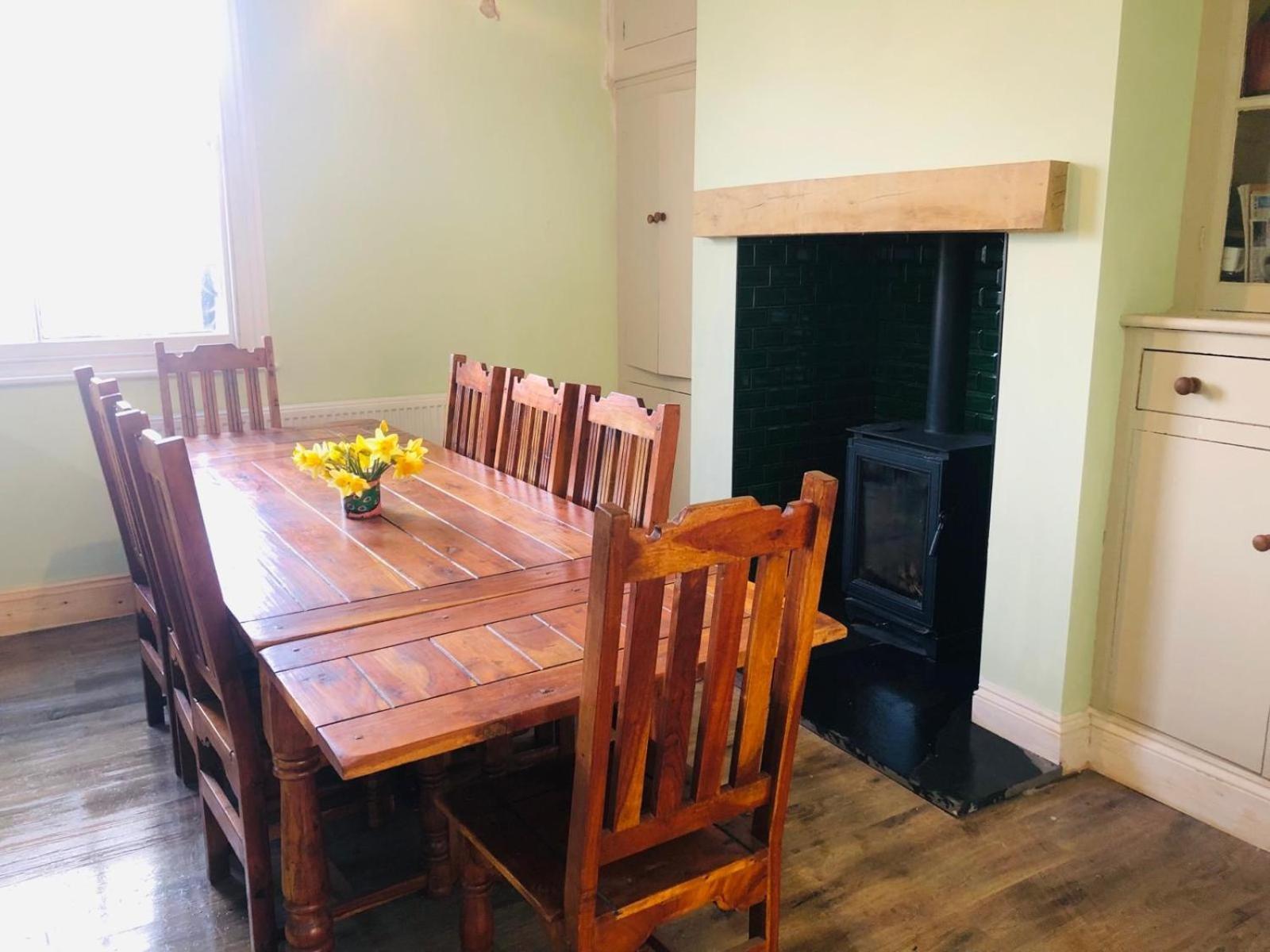 Llangollen Townhouse 4 Bedroom Eksteriør bilde