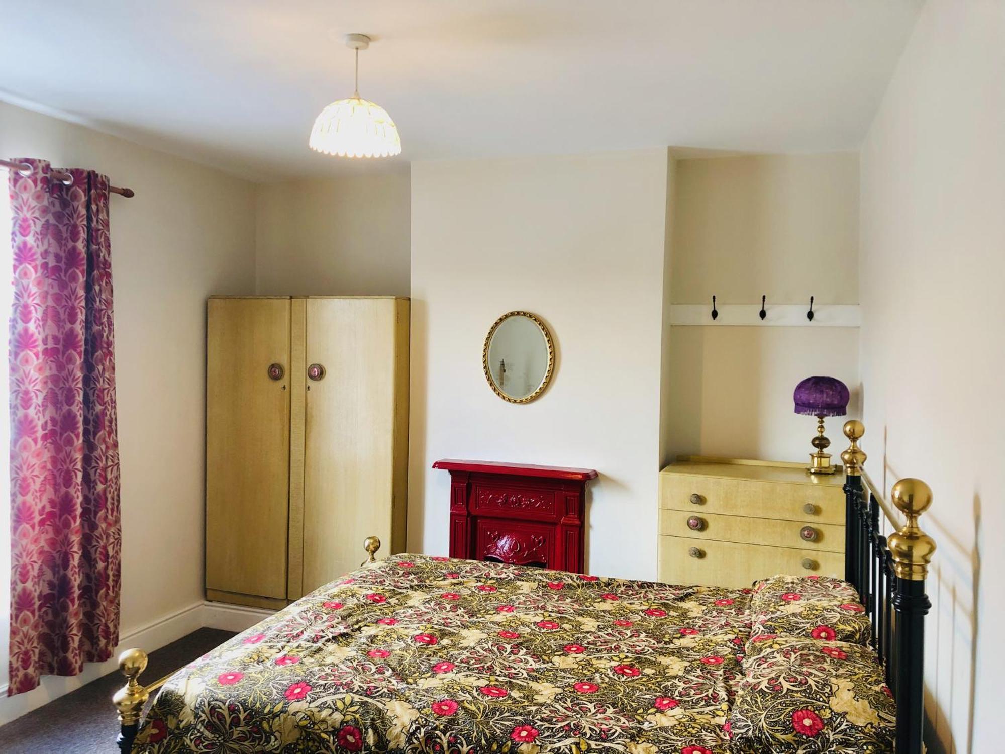 Llangollen Townhouse 4 Bedroom Eksteriør bilde